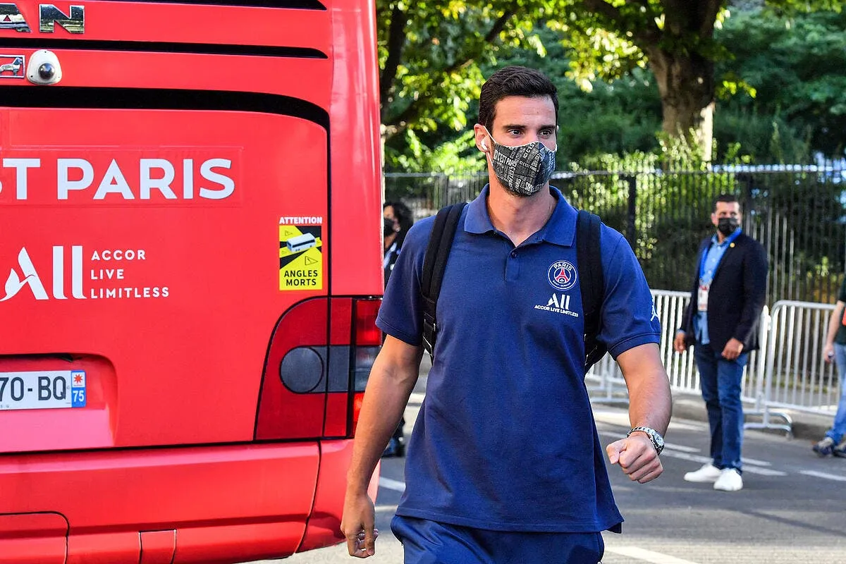 psg navas donnarumma un gardien ejecte pete les plombs icon bap 140821 93 067 321925