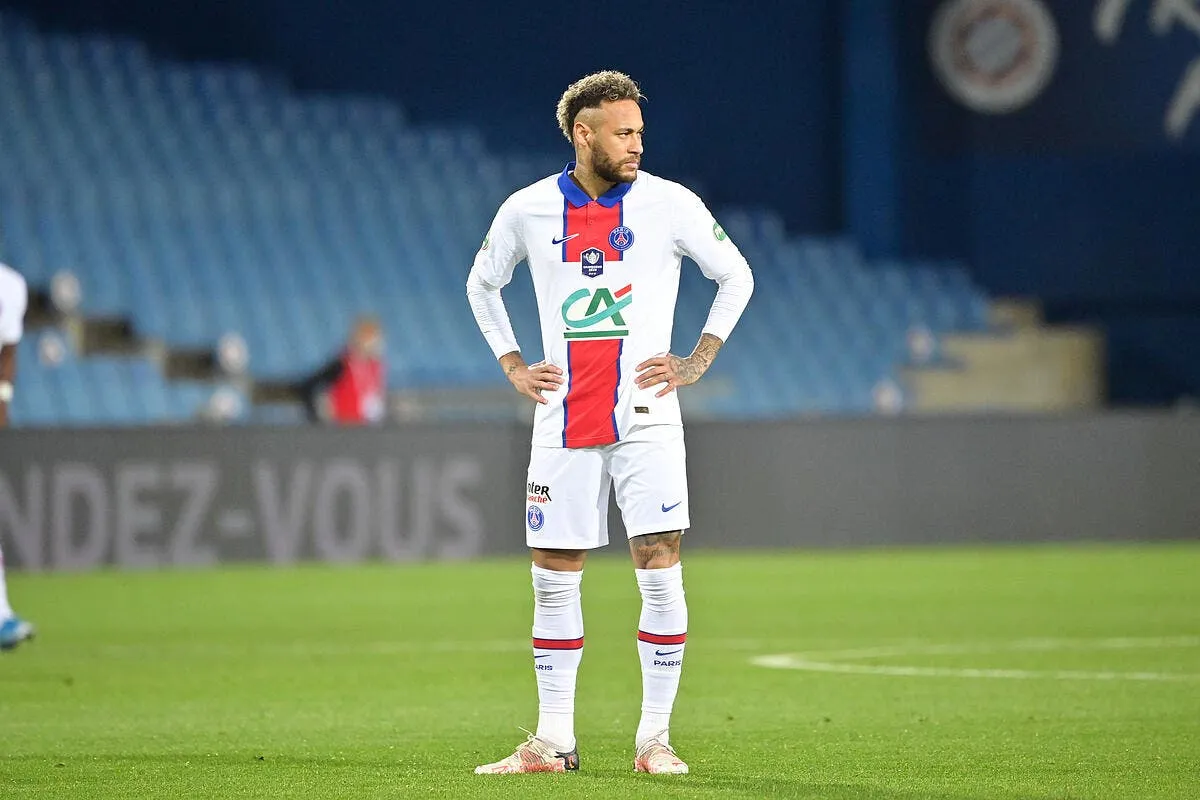 psg neymar chambre moi aussi je veux jouer avec cristiano ronaldo icon dim 4495 314005