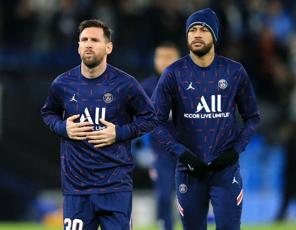 psg neymar craque face a la provocation de messi icon 007254 0008 330597