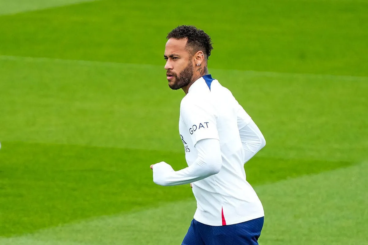 psg neymar dejoue un sale piege sur le net et se fait applaudir icon 19082022 dsc2838 348695