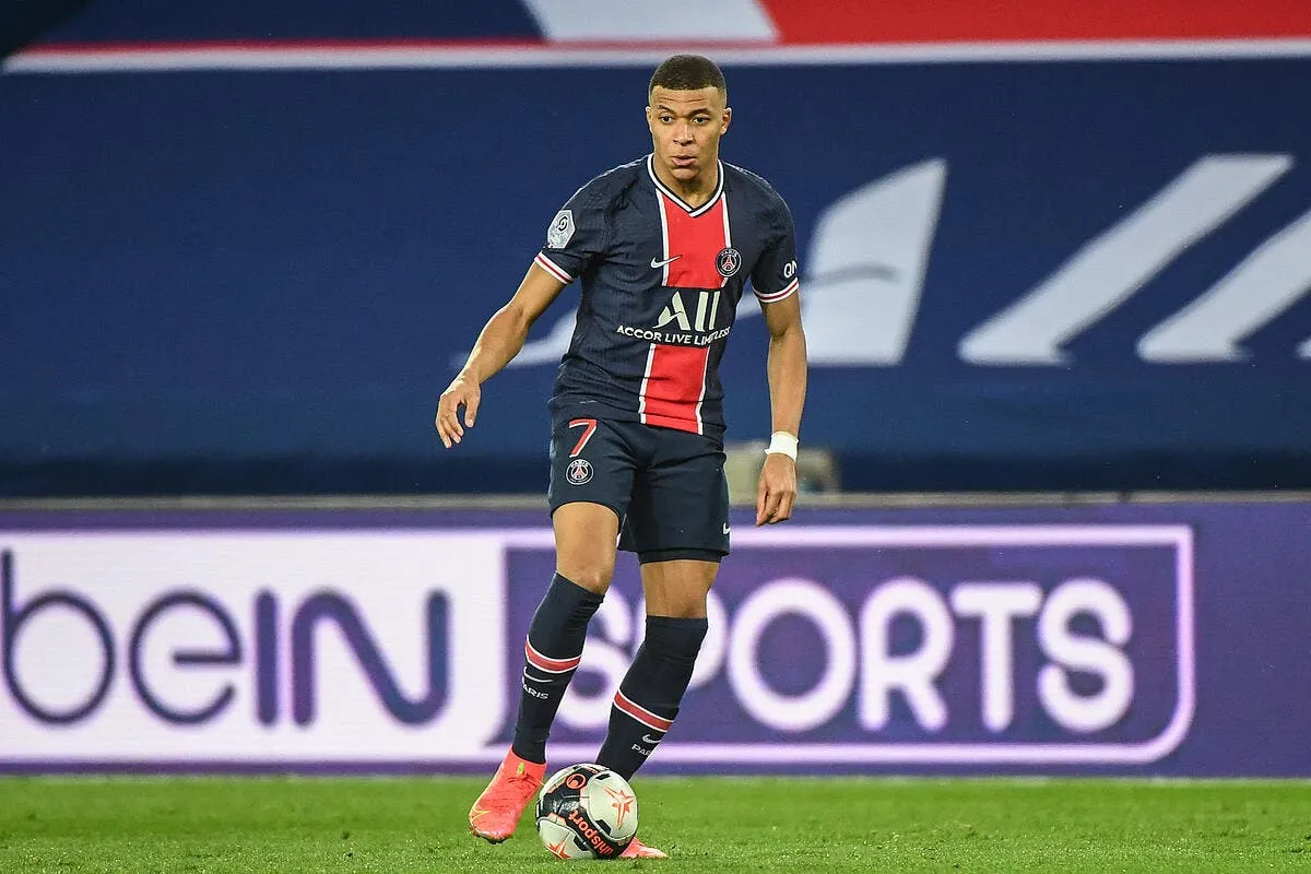 psg prolonger a paris mbappe pose ses conditions a 307457