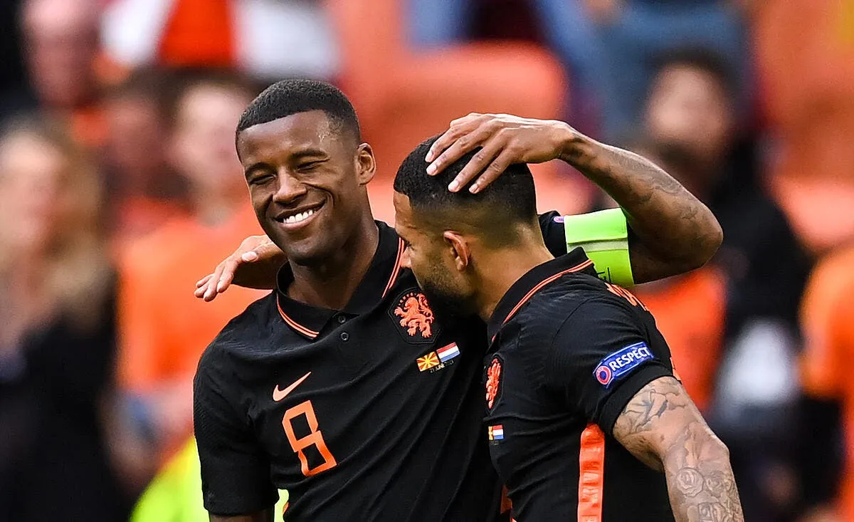 psg wijnaldum choque les fans du paris sg icon 210621 99 87081 dpai 317251