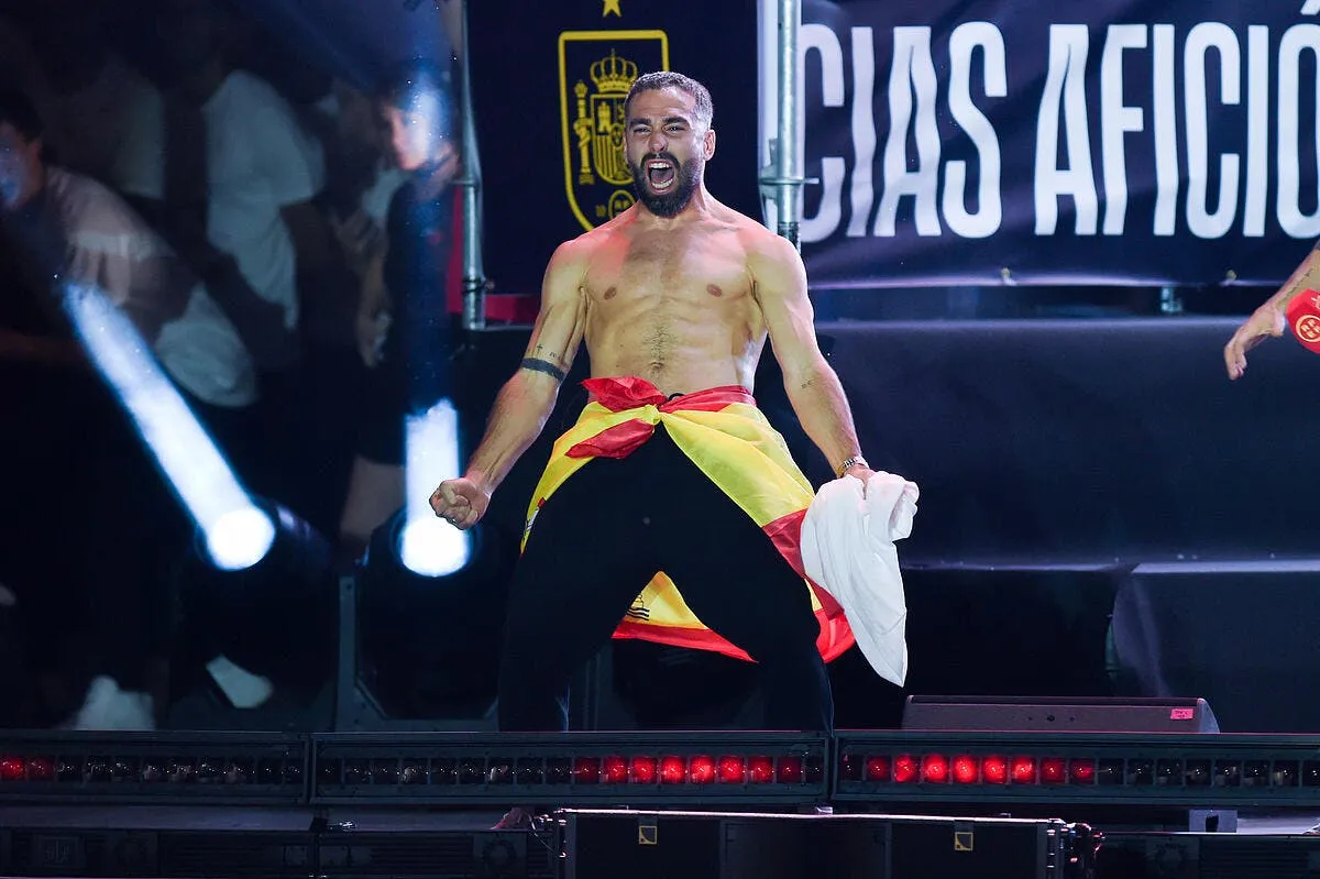 real carlo ancelotti met dani carvajal ko iconsport 234360 0052 379261