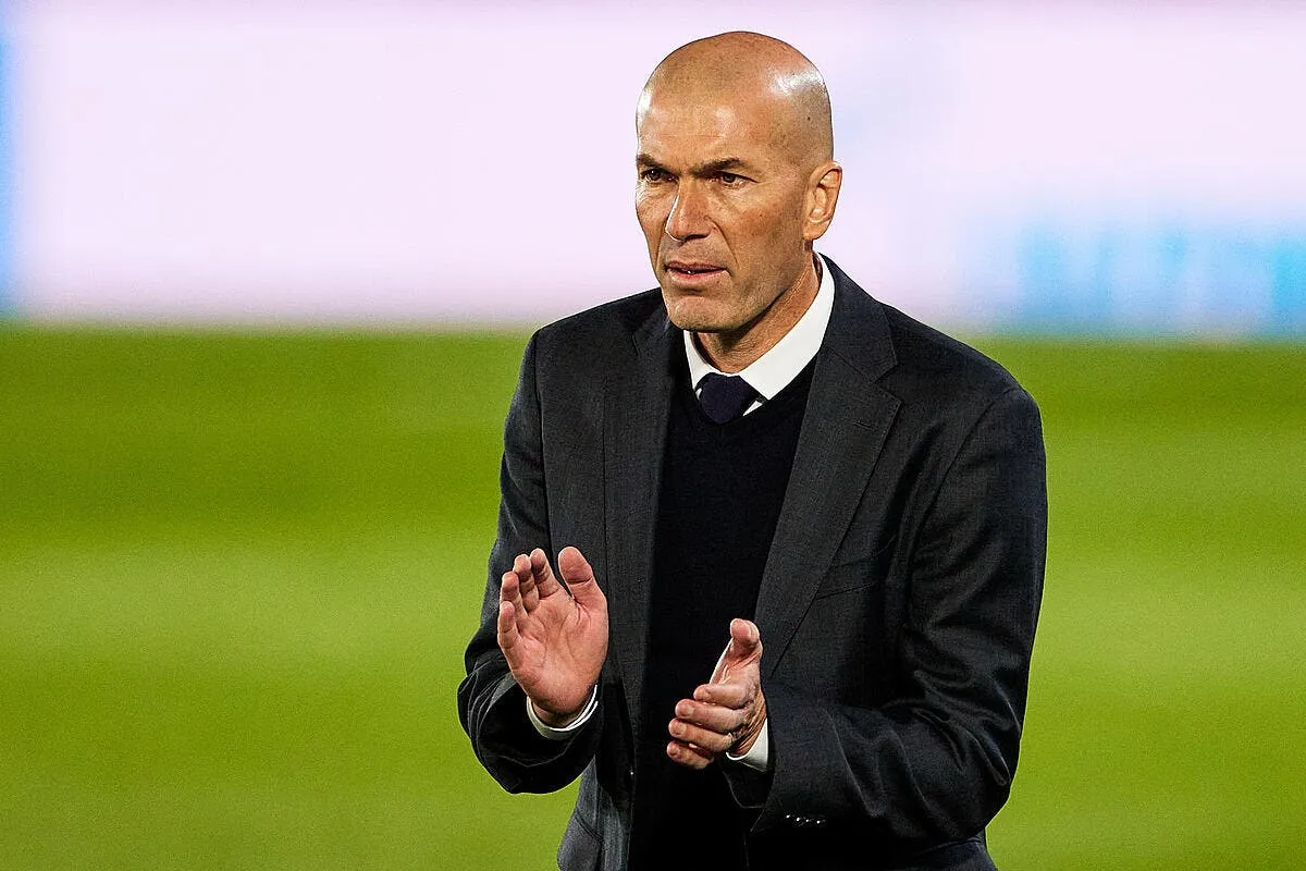 real madrid zidane designe meilleur entraineur de l histoire icon ra 210406 013 312061