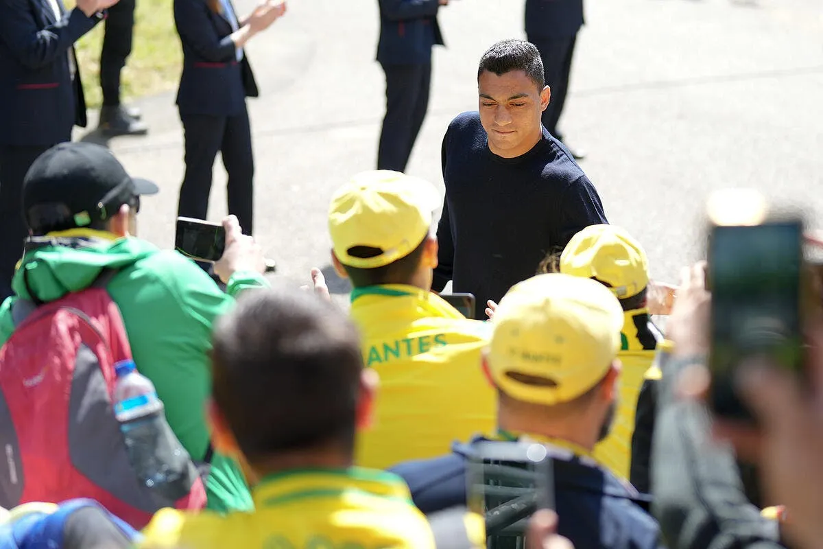 sa famille en danger il refuse de jouer ce match de ligue 1 iconsport 211846 0026 376036