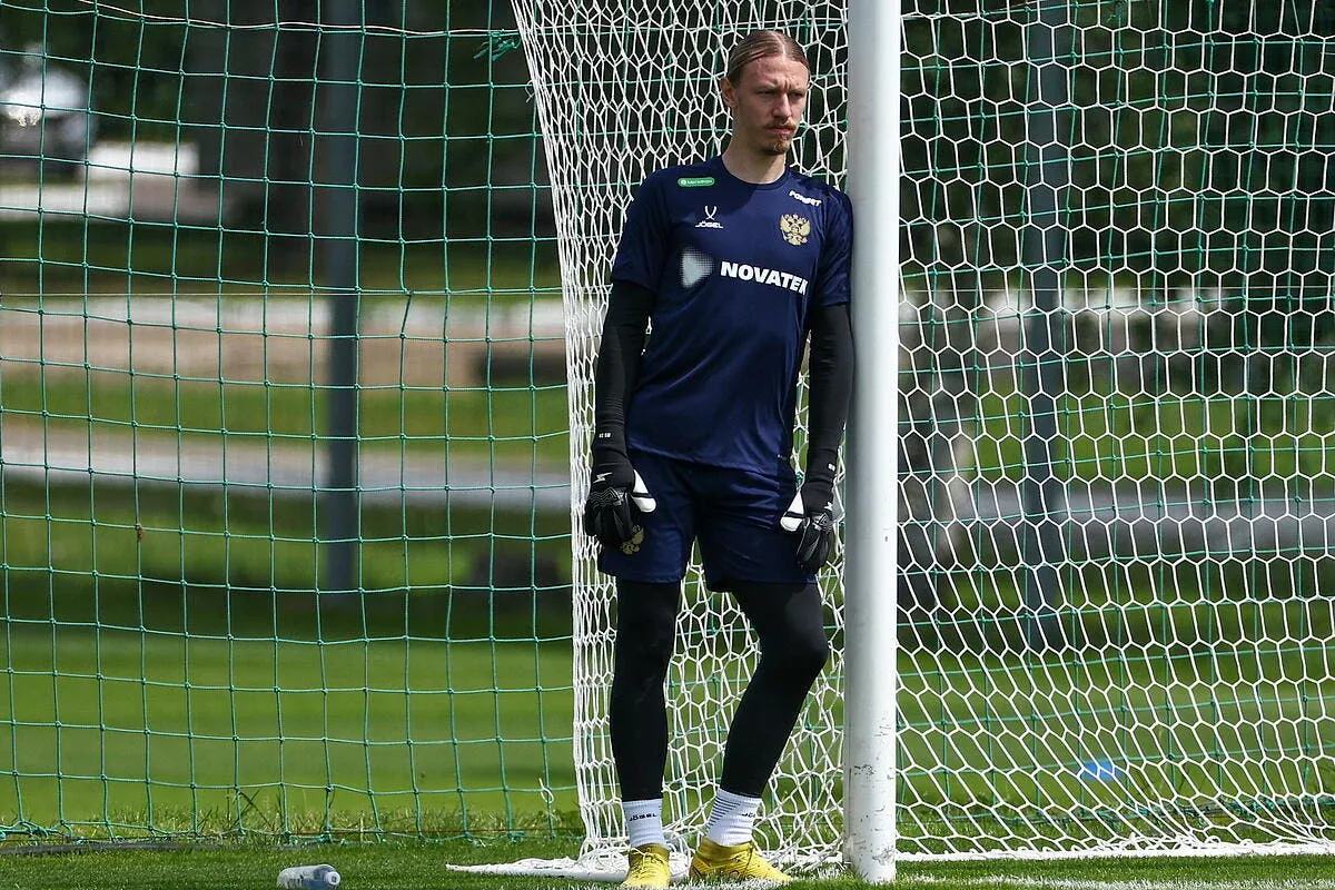 safonov a paye pour signer au psg iconsport 230951 0005 377275