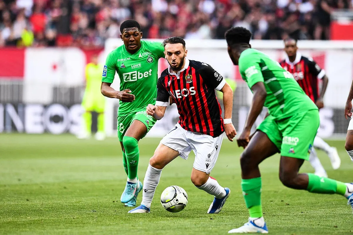 sainte s ecroule a nice bordeaux encore en vie icon pl5 8386 340989