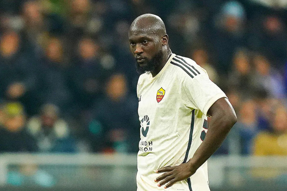 serie a des bananes pour lukaku le public de l inter depasse les bornes icon lp 21548847 367303