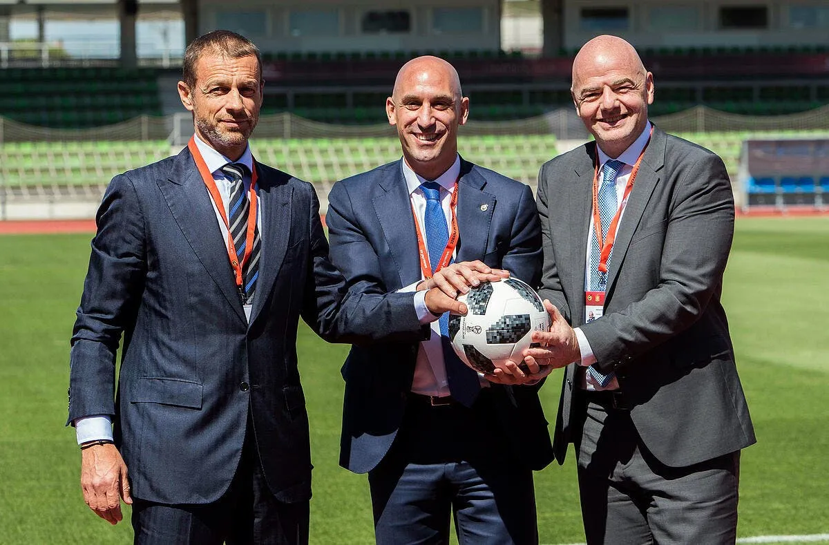 sl la superligue attaque l uefa et la fifa en justice icon mar 240718 44 03 312023