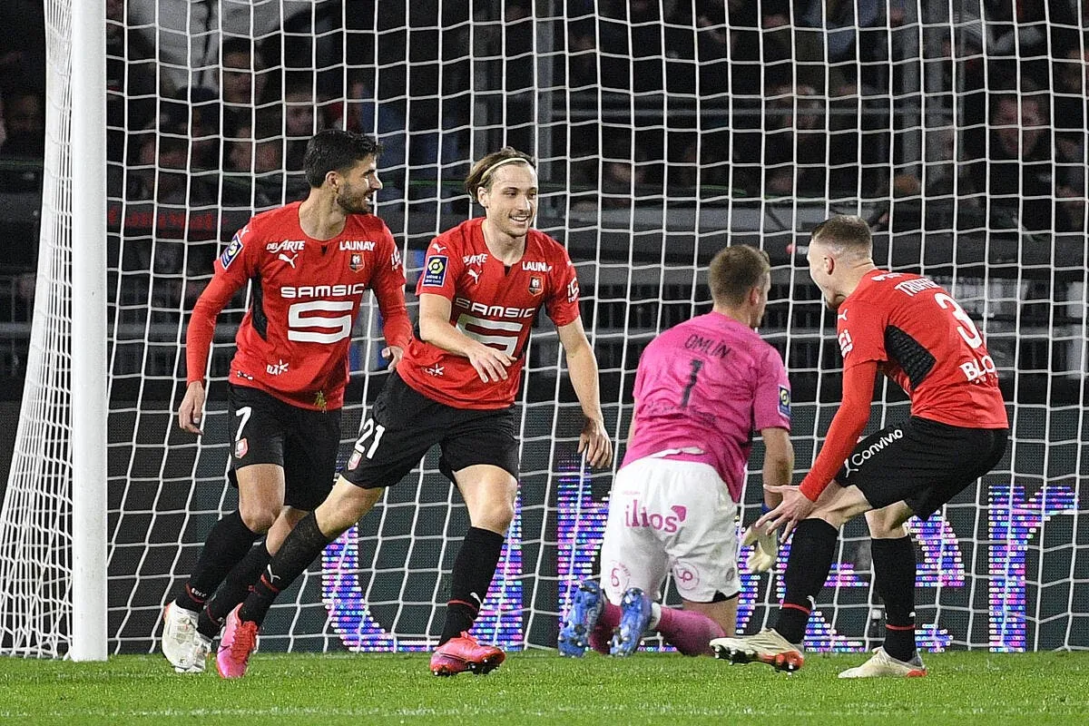 srfc mhsc inarretable rennes grimpe sur le podium icon cas9115 328491