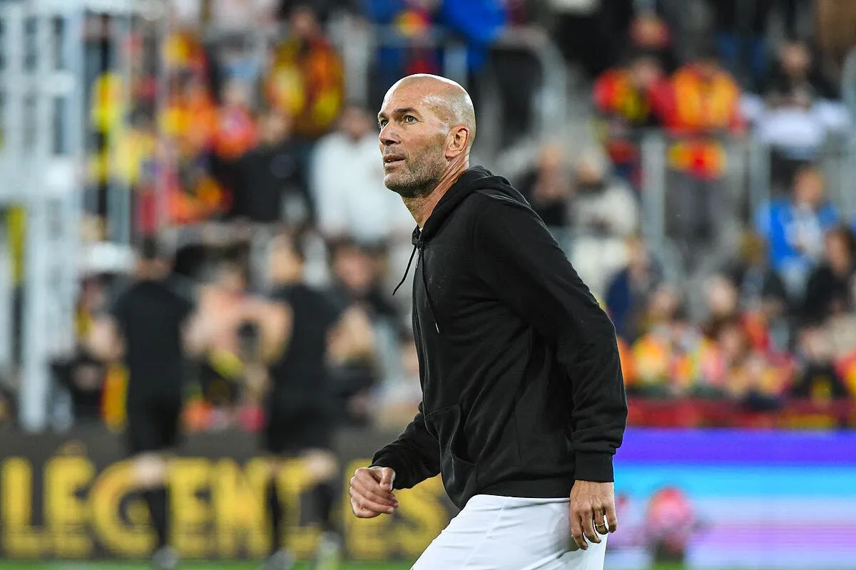 ten hag bientot vire man united a trouve mieux que zidane zidane 45 369255