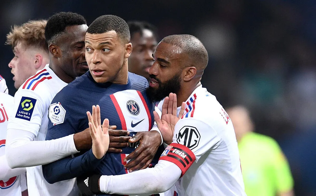tous contre mbappe la guerre est lancee mbappe 361194