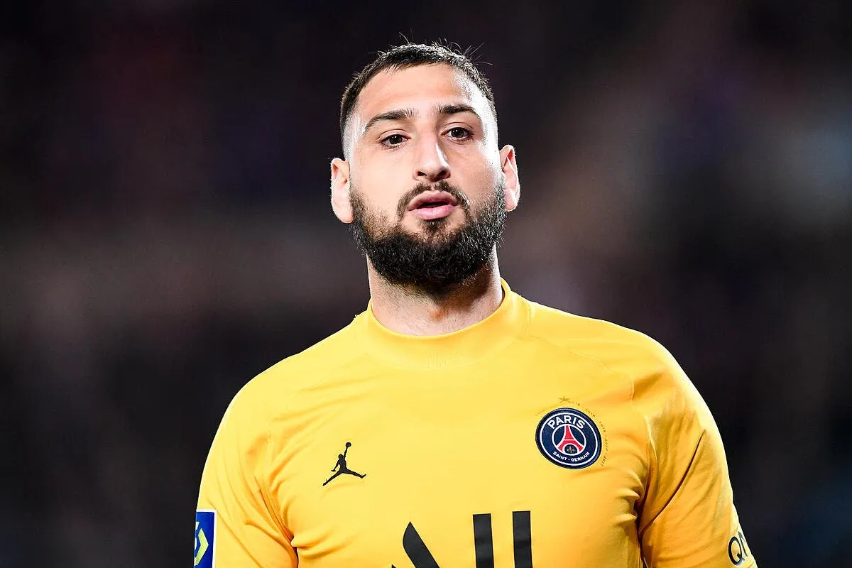 trophees unfp donnarumma meilleur gardien de l1 icon pl5 8325 341311