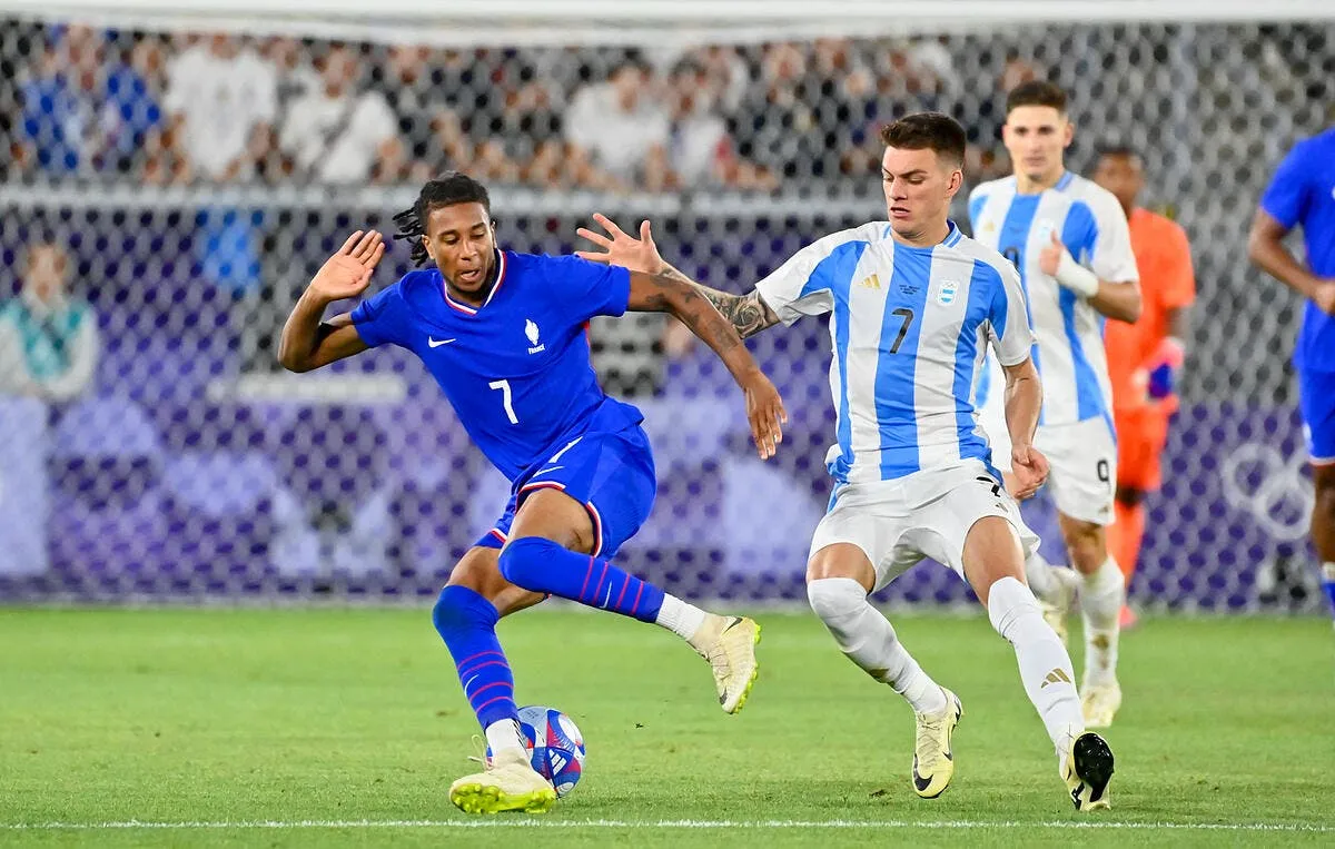 un argentin affole l europe l ol tente sa chance zenon 382003