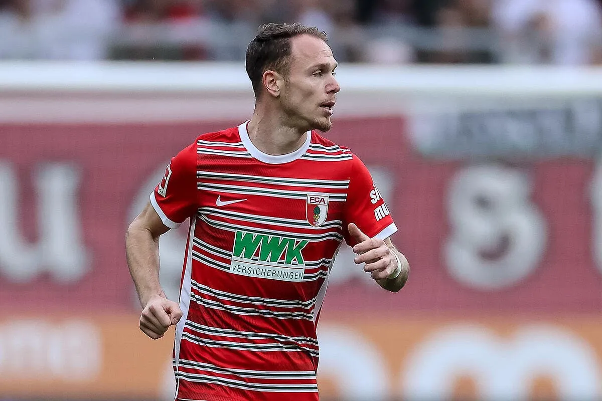 un buteur confirme a l asse son salaire bloque tout cardona 369856