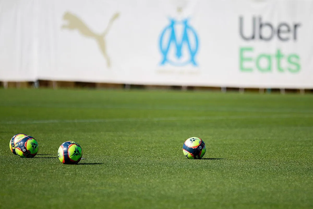un escroc sevit devant le centre d entrainement de marseille icon d1r2761 327453