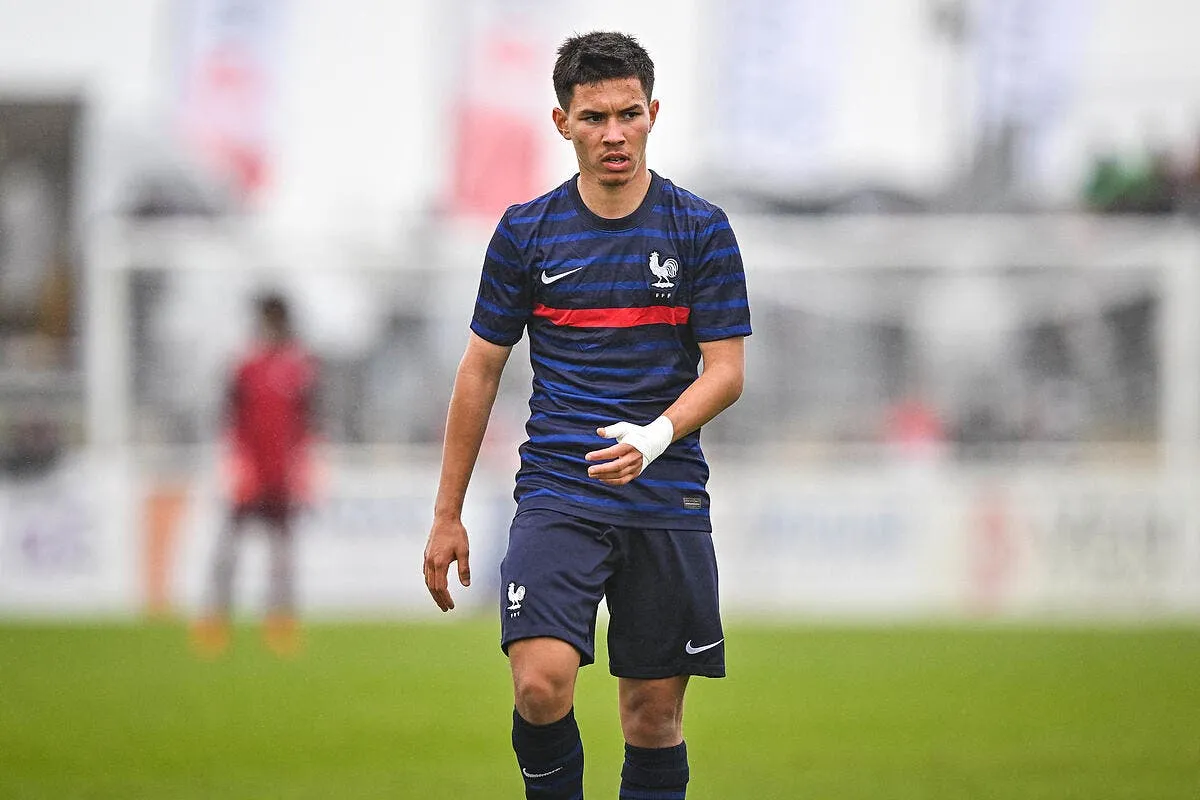 un franco algerien derape la fff le vire sternal 364560