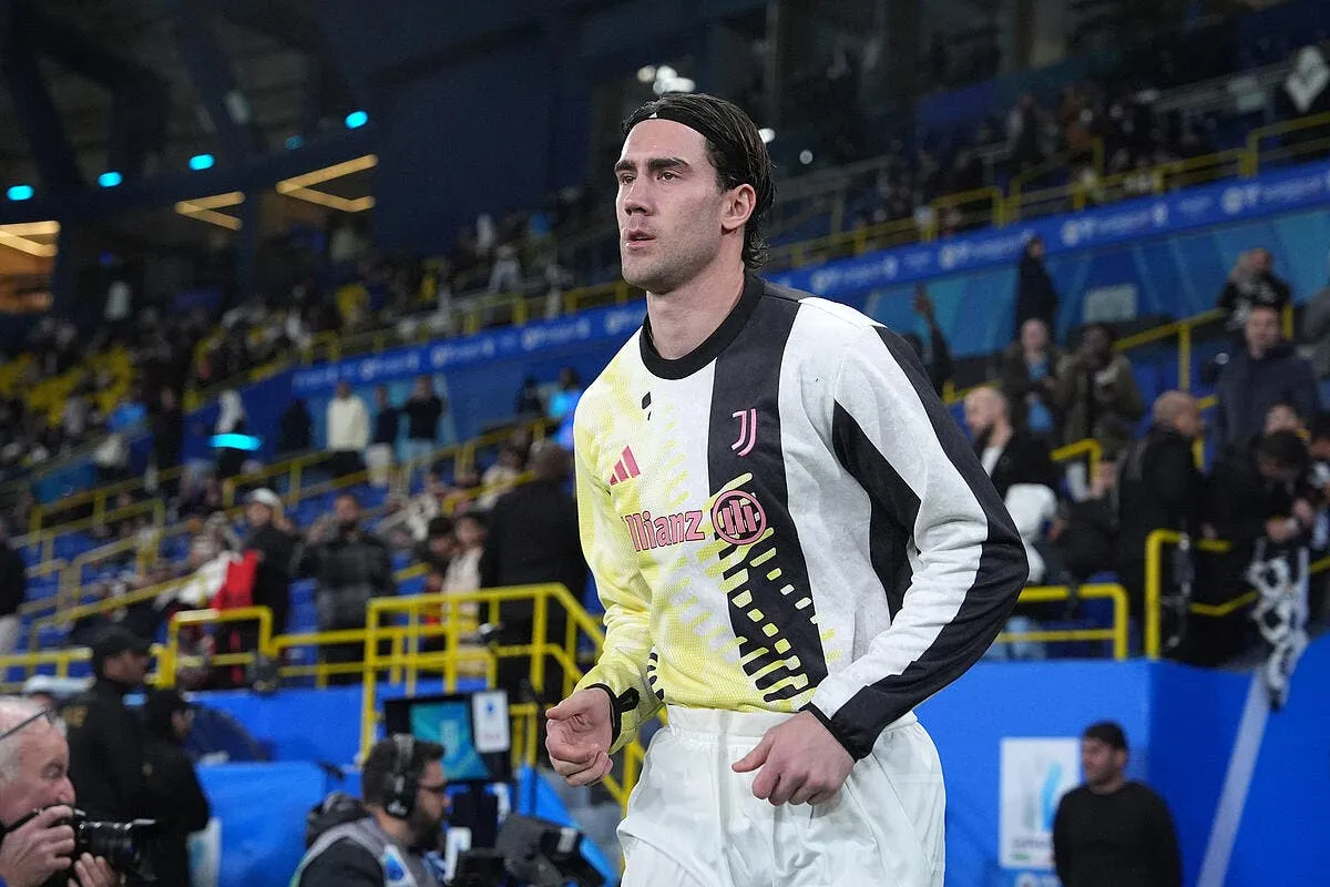 un grand buteur au psg kolo muani a son mot a dire vlahovic 4 386283