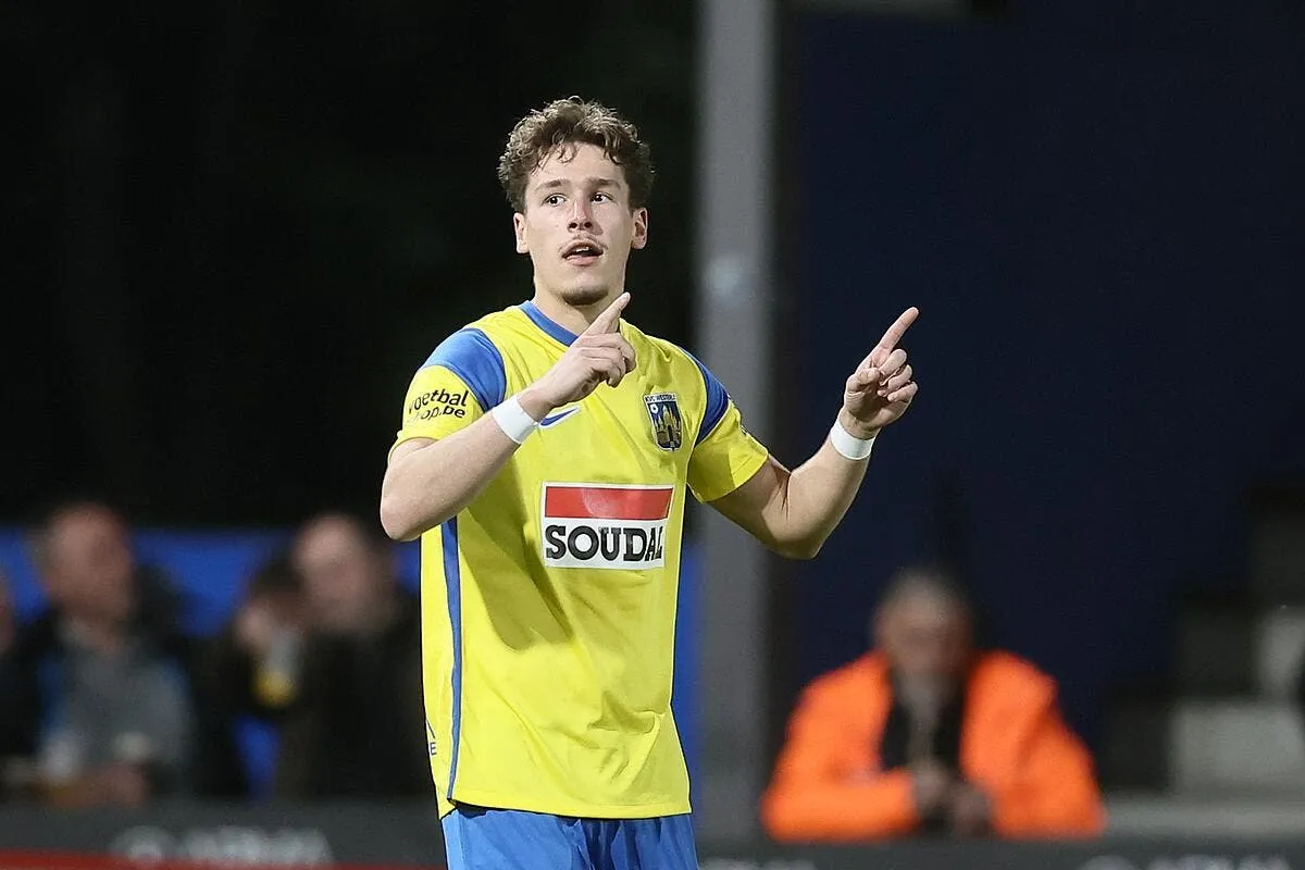 un mix entre benzema et lewandowski l asse a recrute du lourd stassin 380920