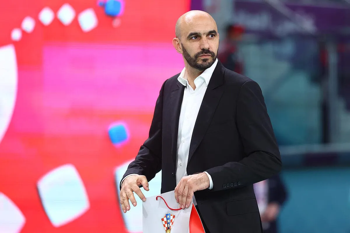 un pont d or pour arracher regragui au maroc regragui 358705