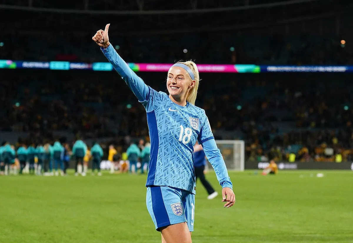 une star a prix d or le psg ne lache pas man city kelly 371638