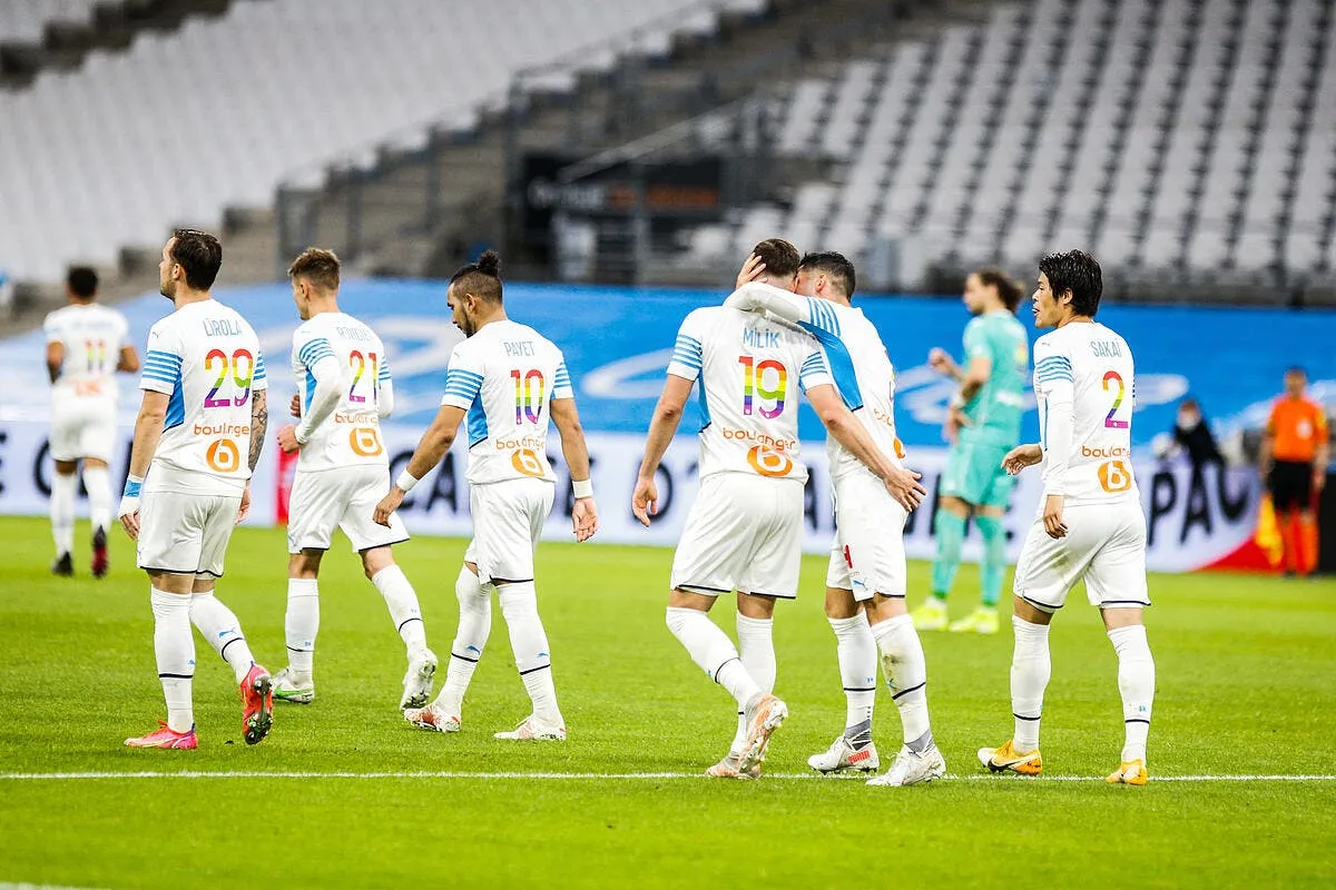 vente om hiroki sakai lache un indice trompeur icon d1r3254 315015