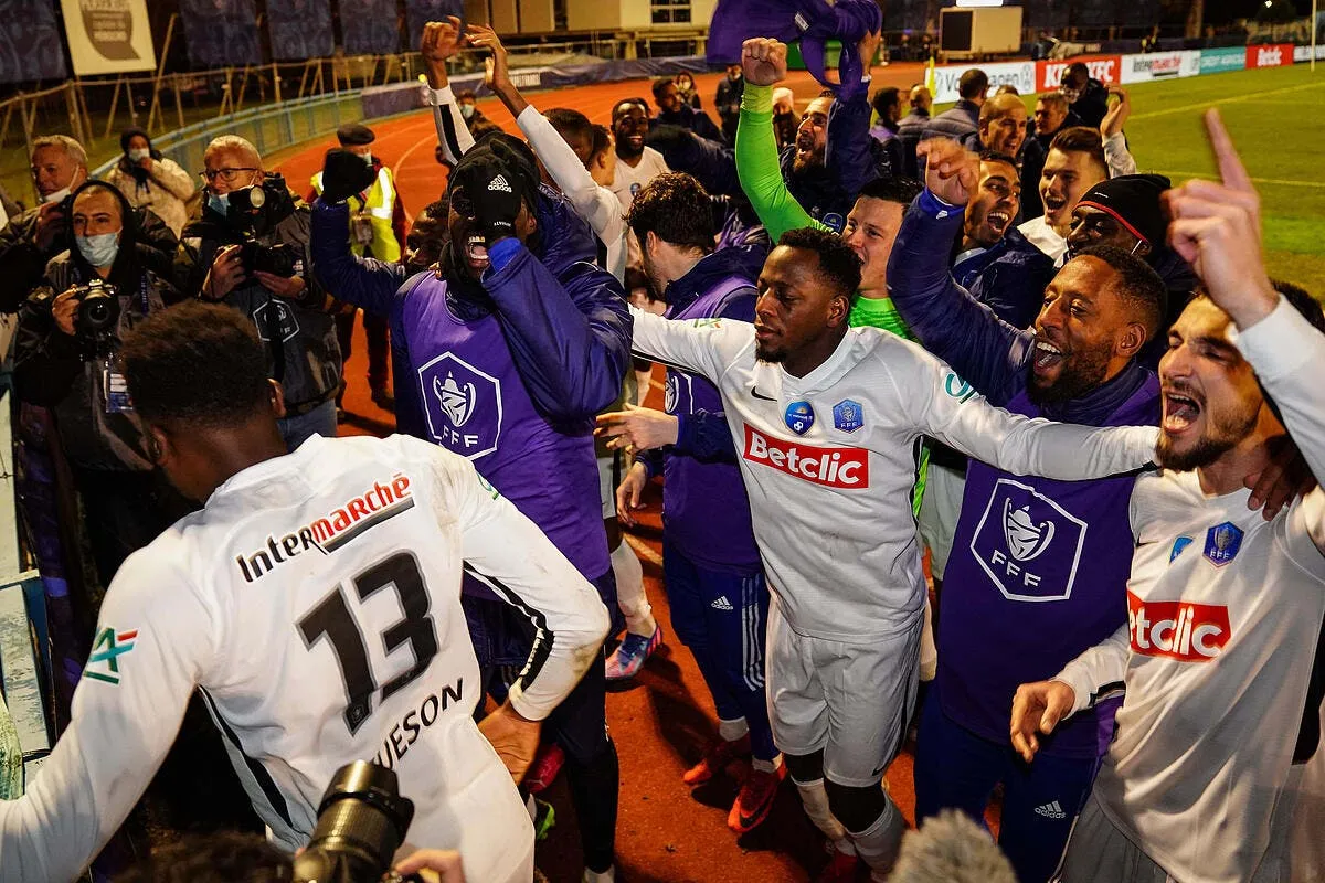 versailles veut le parc des princes pour sa demi finale icon 220209p53018 334493