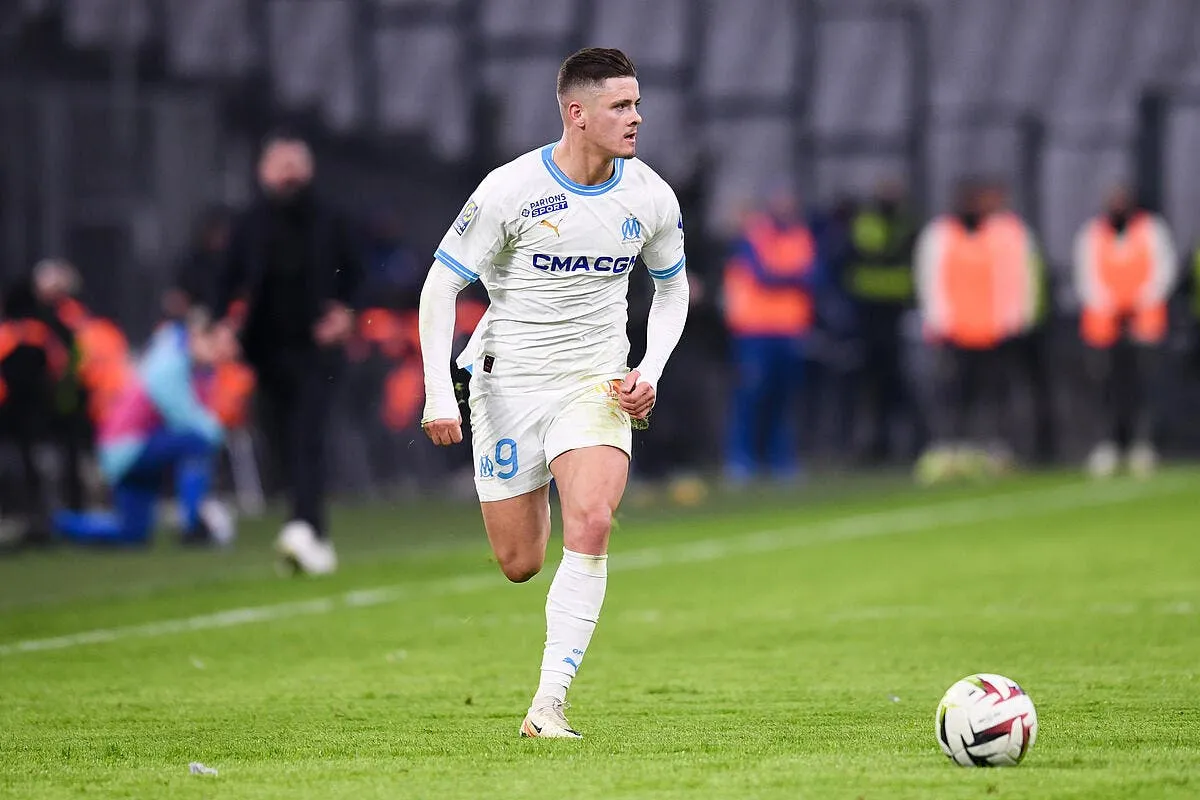 vitinha en vente pour 50 centimes l om et matt pokora en pleurs icon pl5 1416 371152