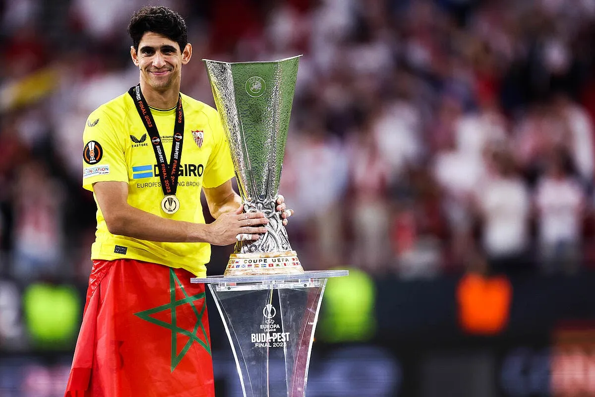 yassine bounou le psg va faire pleurer donnarumma icon 577 sevrom20230531 73 362781