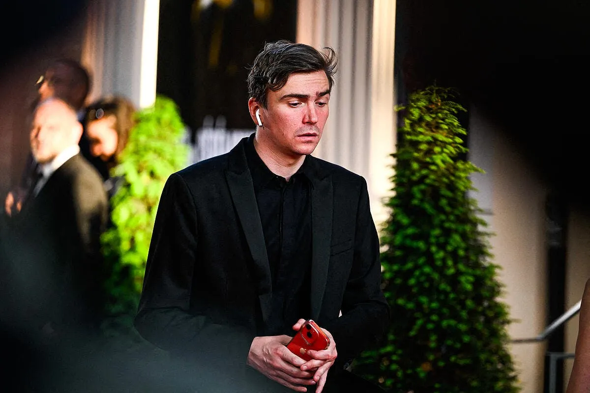 bertrand latour et samir nasri ca chambre a mort sur canal iconsport 188078 0002 389138