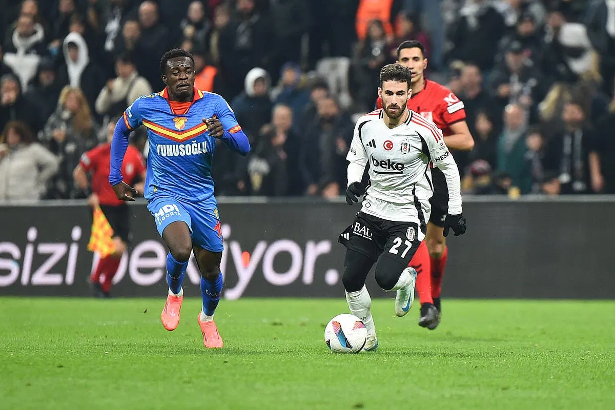 beye reclame son arrivee rennes doit surpayer dennis 396364