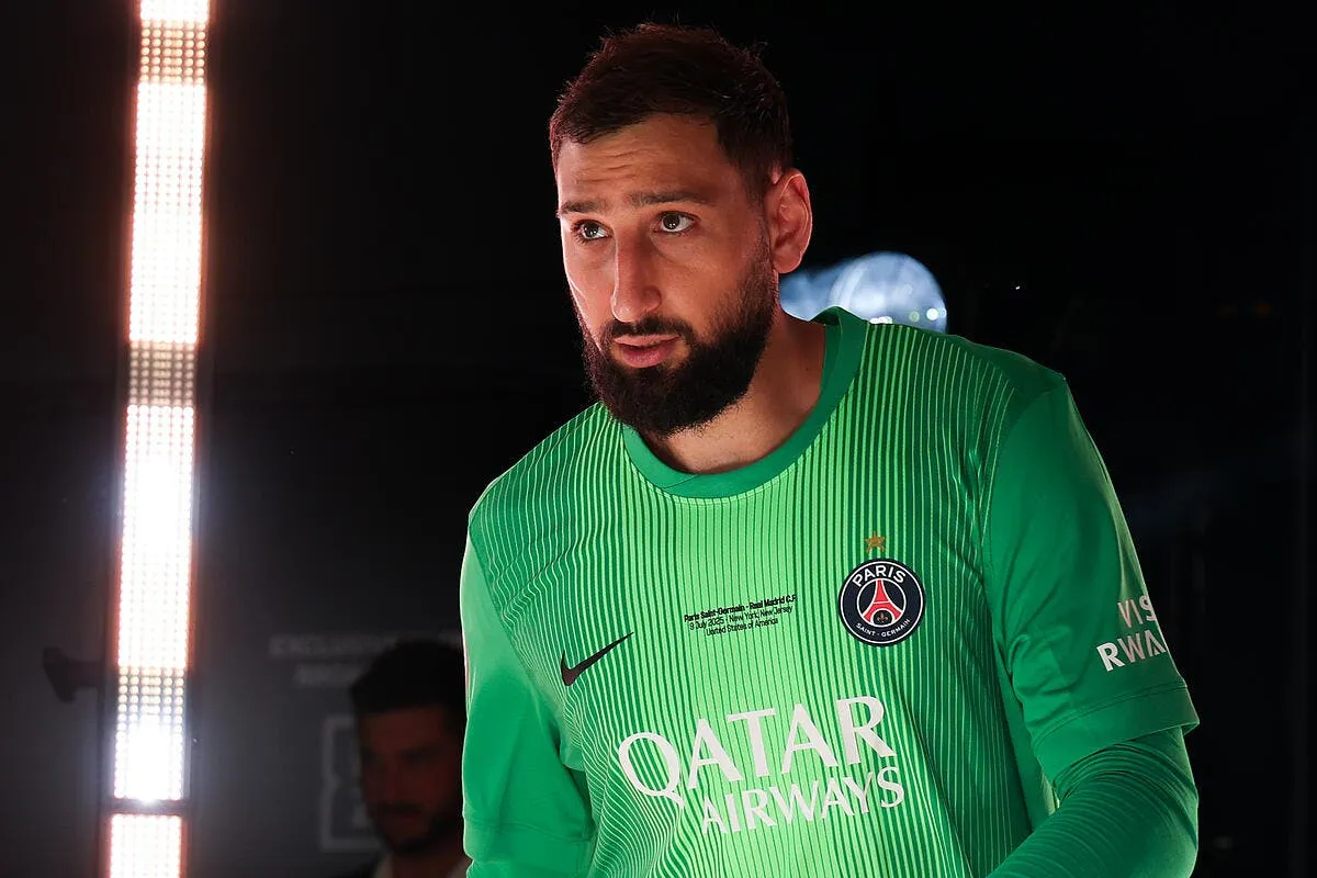 donnarumma a rendez vous avec le psg et ce n est pas pour un transfert iconsport 264125 0007 396592