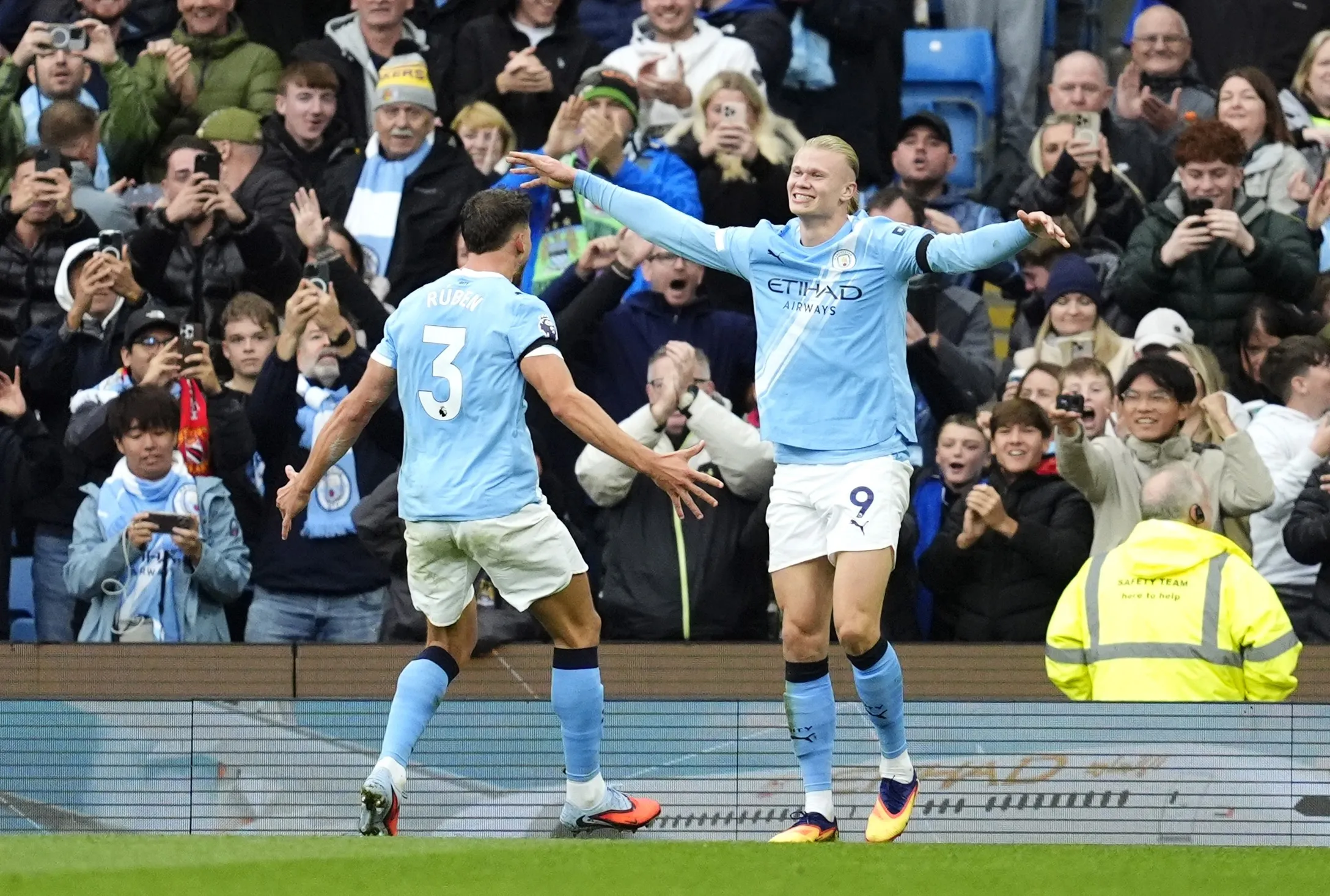 ICONSPORT_270639_0137