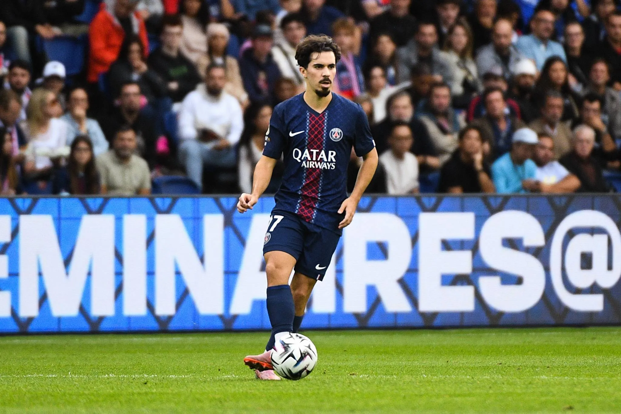 ICONSPORT_270646_0443