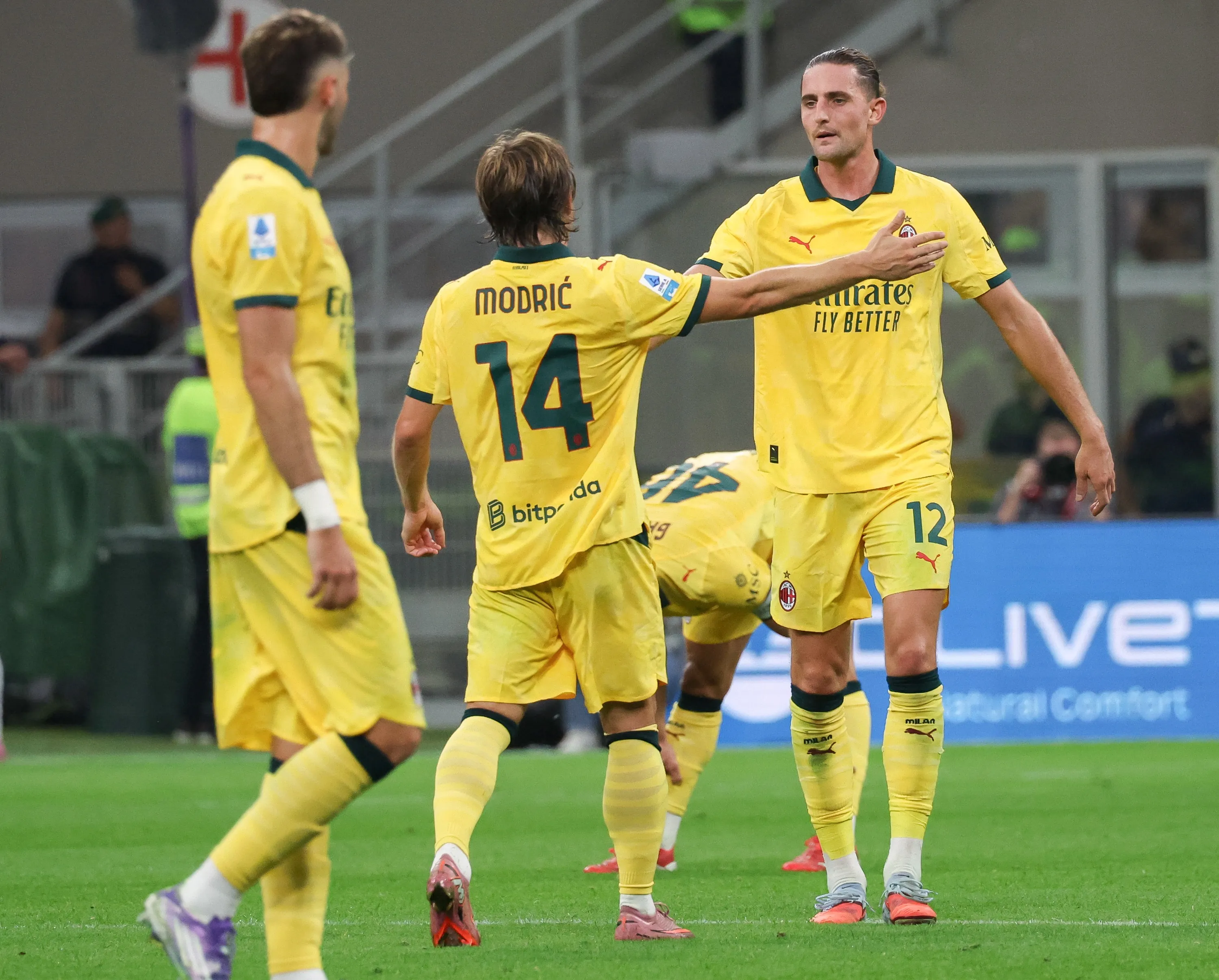 ICONSPORT_270802_0015