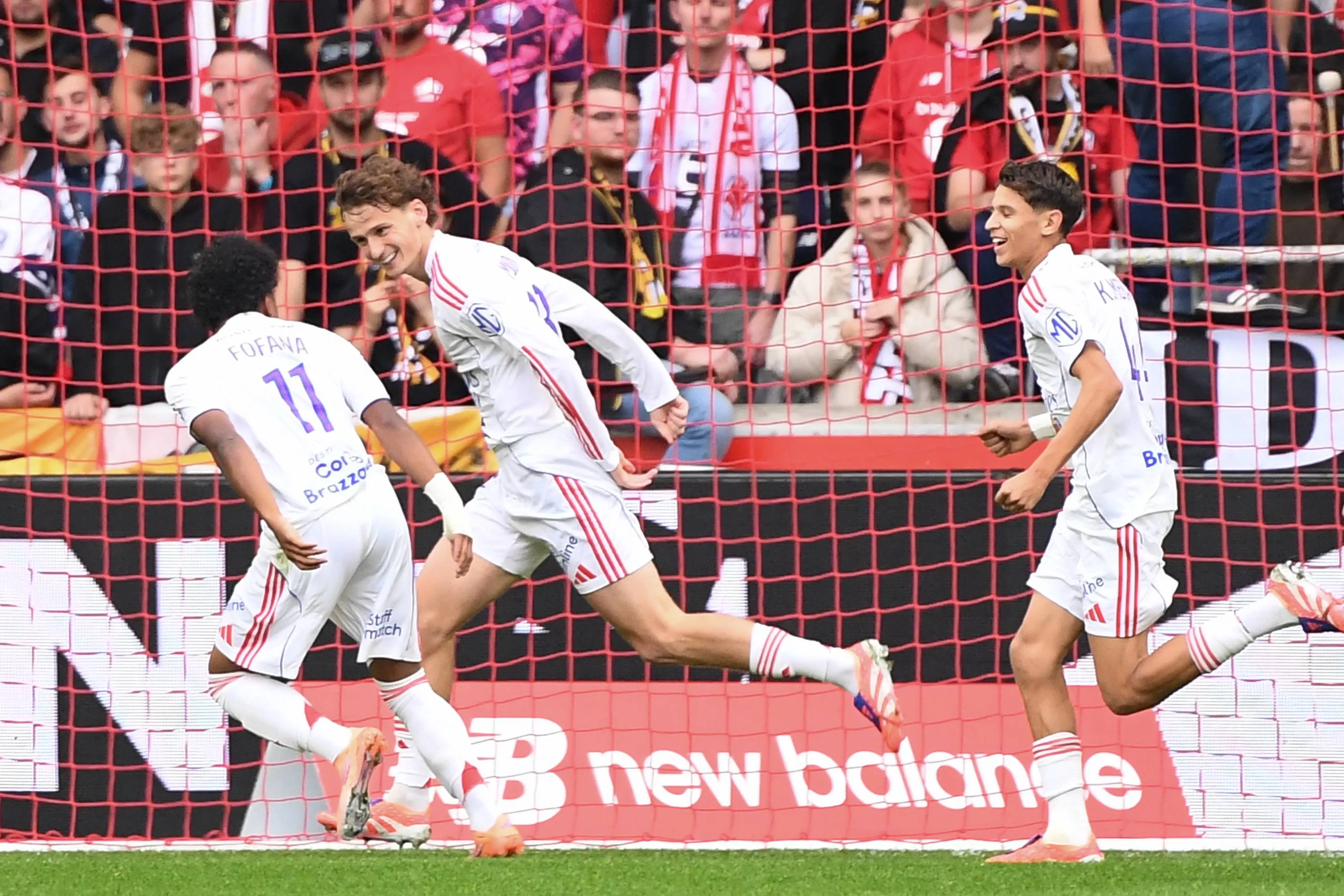 ICONSPORT_272201_0043