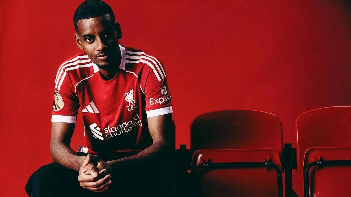 isak signe a liverpool contre 150 millions d euros reds 398271
