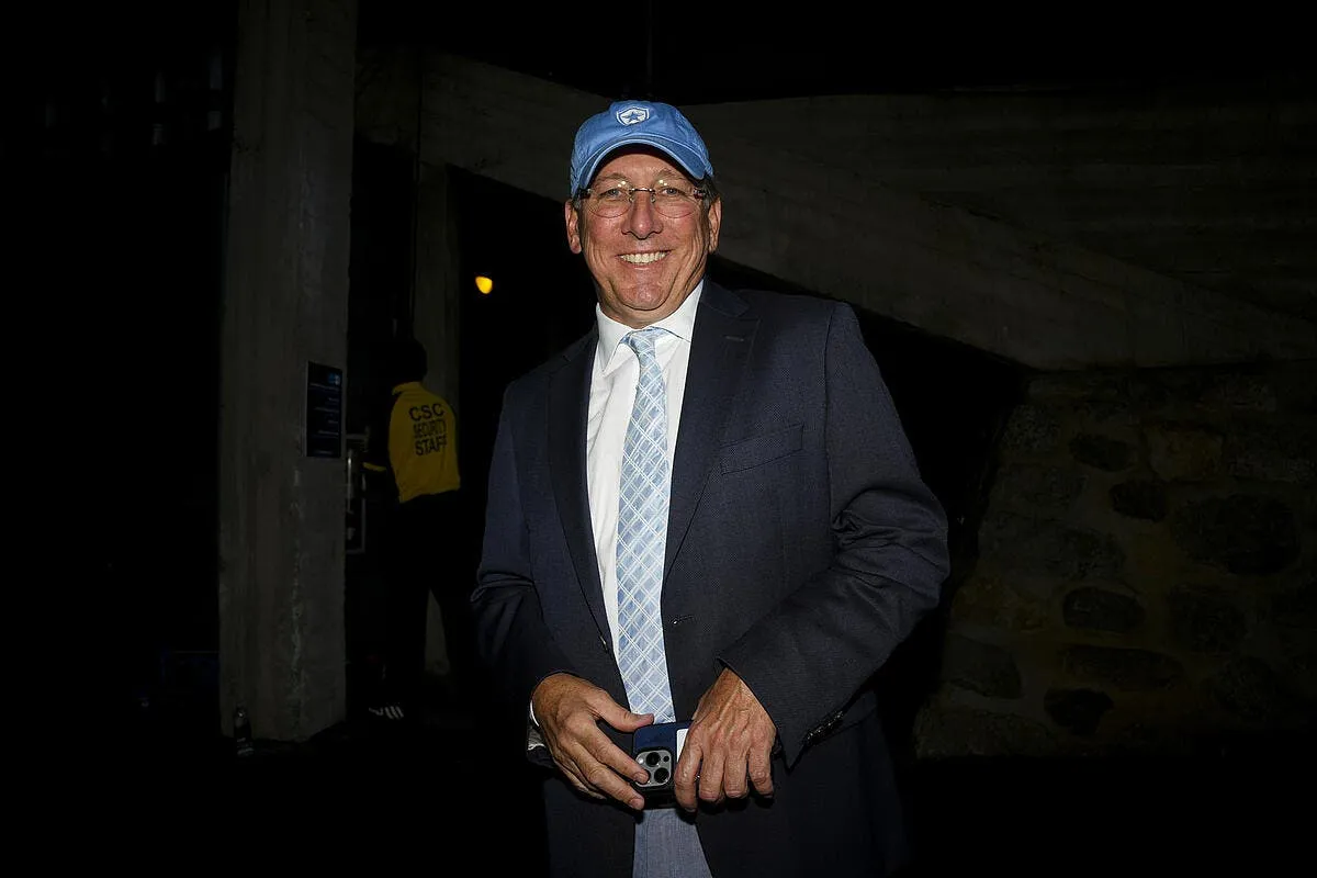 john textor a trouve son nouveau jouet en angleterre iconsport 262716 0022 395526