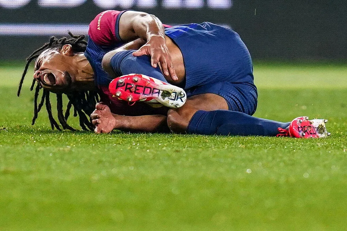 jules kounde au psg achraf hakimi en grand danger iconsport 252550 0067 389415