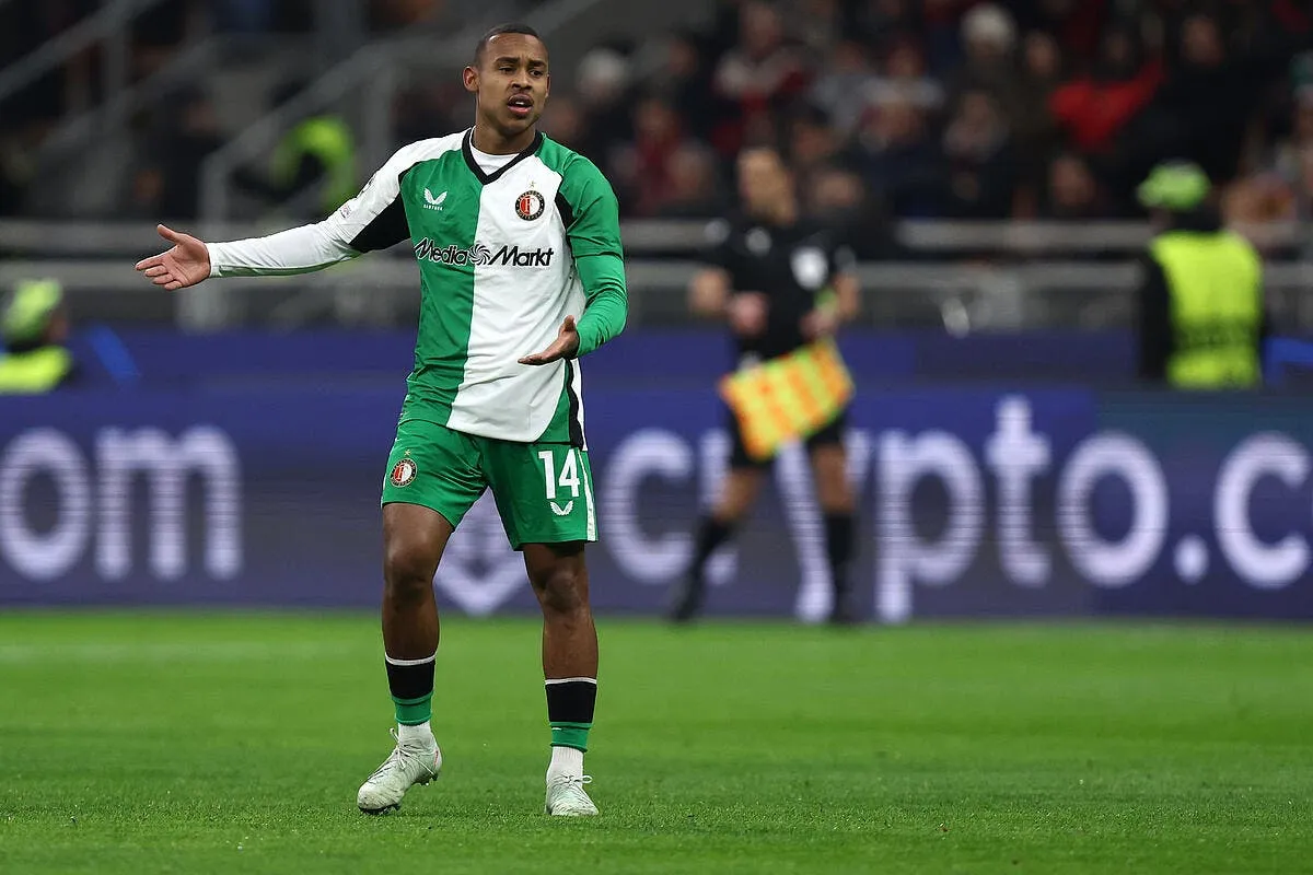 l om en larmes leeds fonce sur paixao iconsport 252592 0066 395815