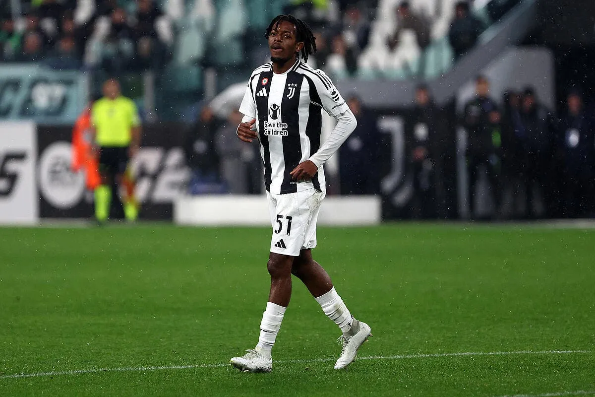 l om saute sur deux opportunites a la juve mbangula 395251