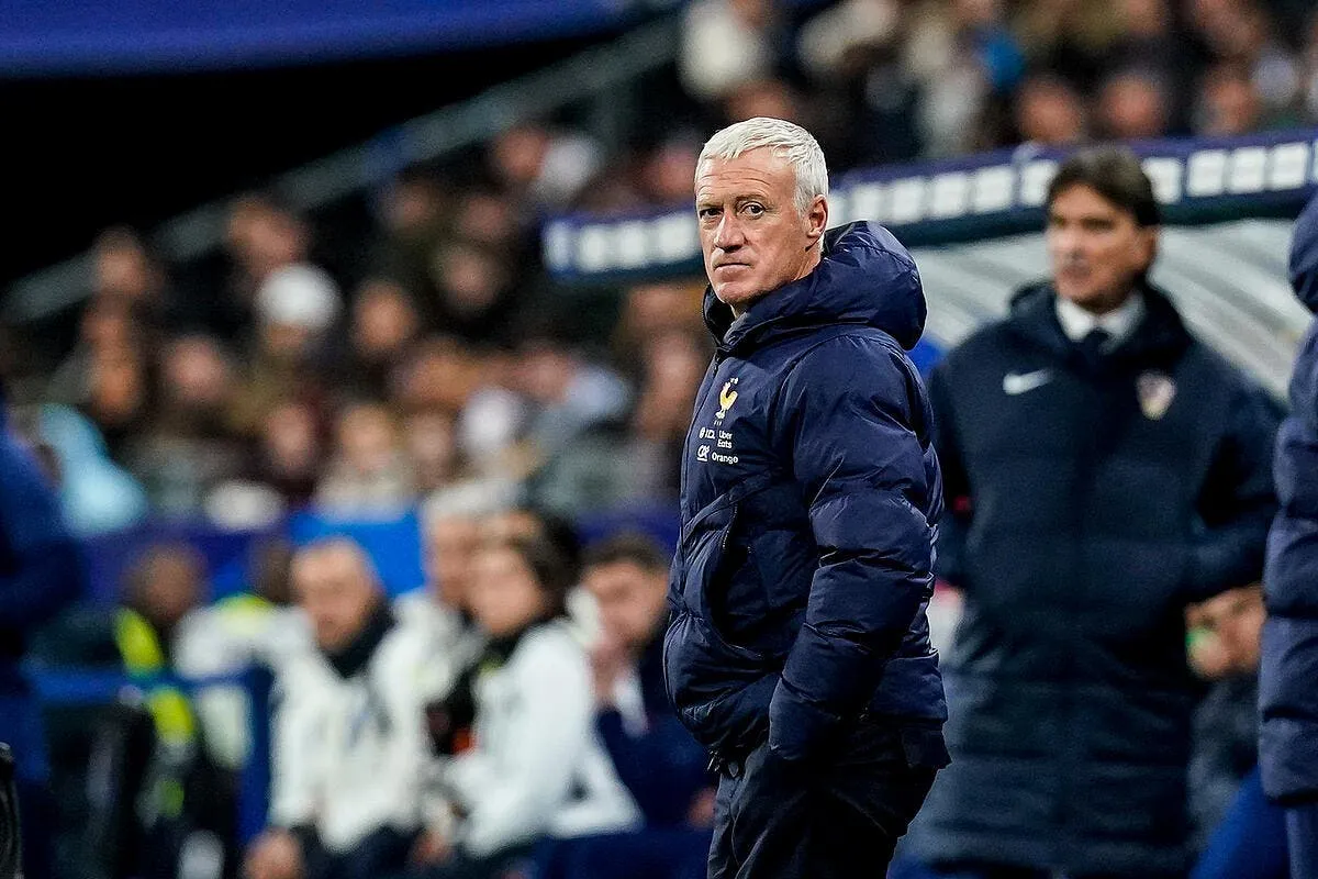 le psg devant l ol deschamps fait pencher la balance deschamps 51 390256