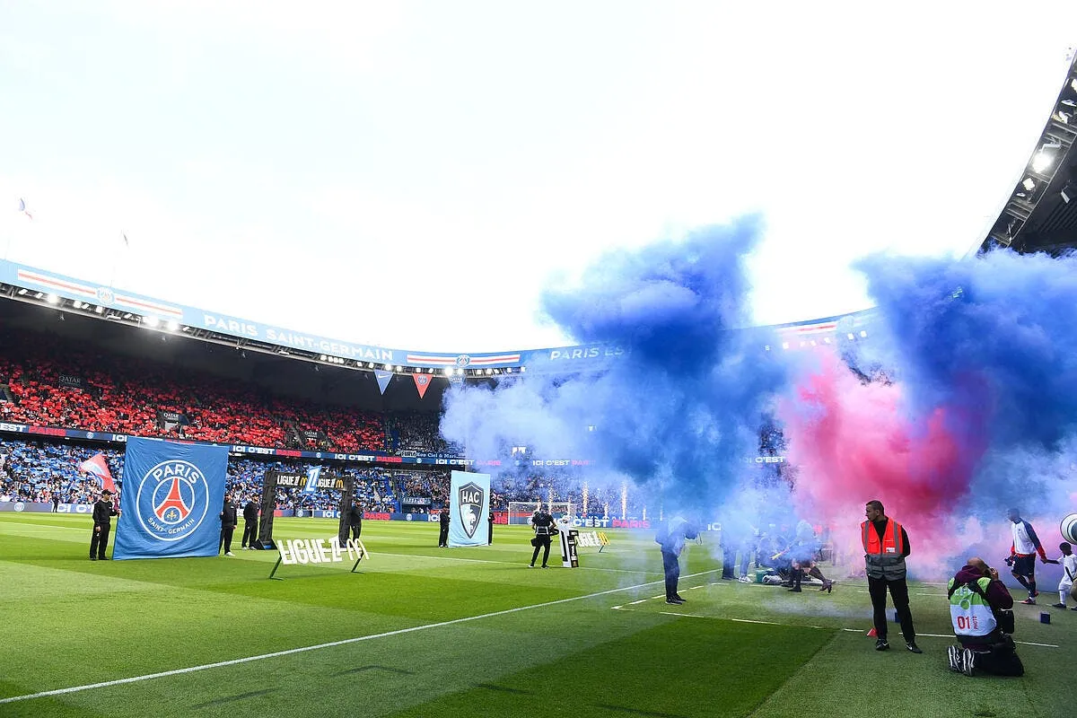 le psg et le stade a un milliard fumee blanche iconsport 258039 0272 391756