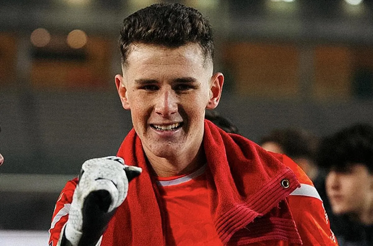 lens signe un gardien de but et le prete aussitot lens 395375