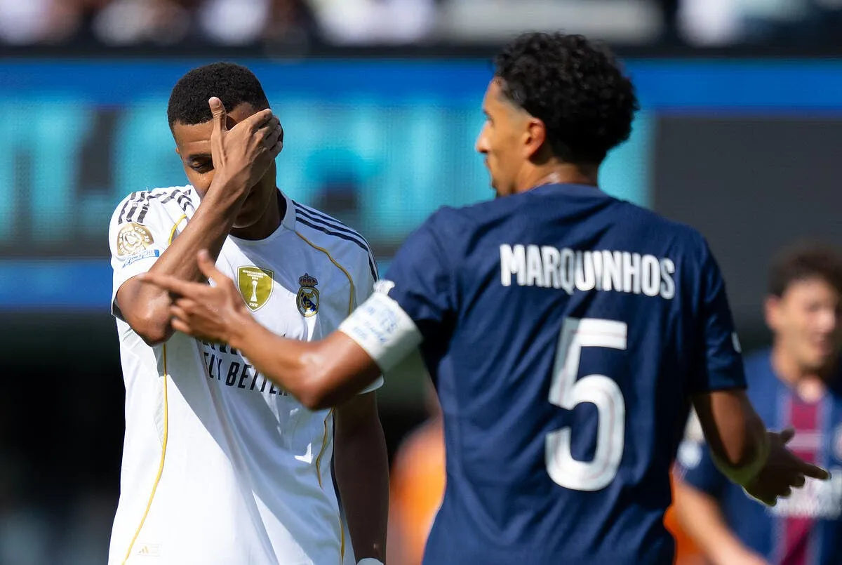 mbappe n a rien demande et il se fait harceler iconsport 264168 0073 396170