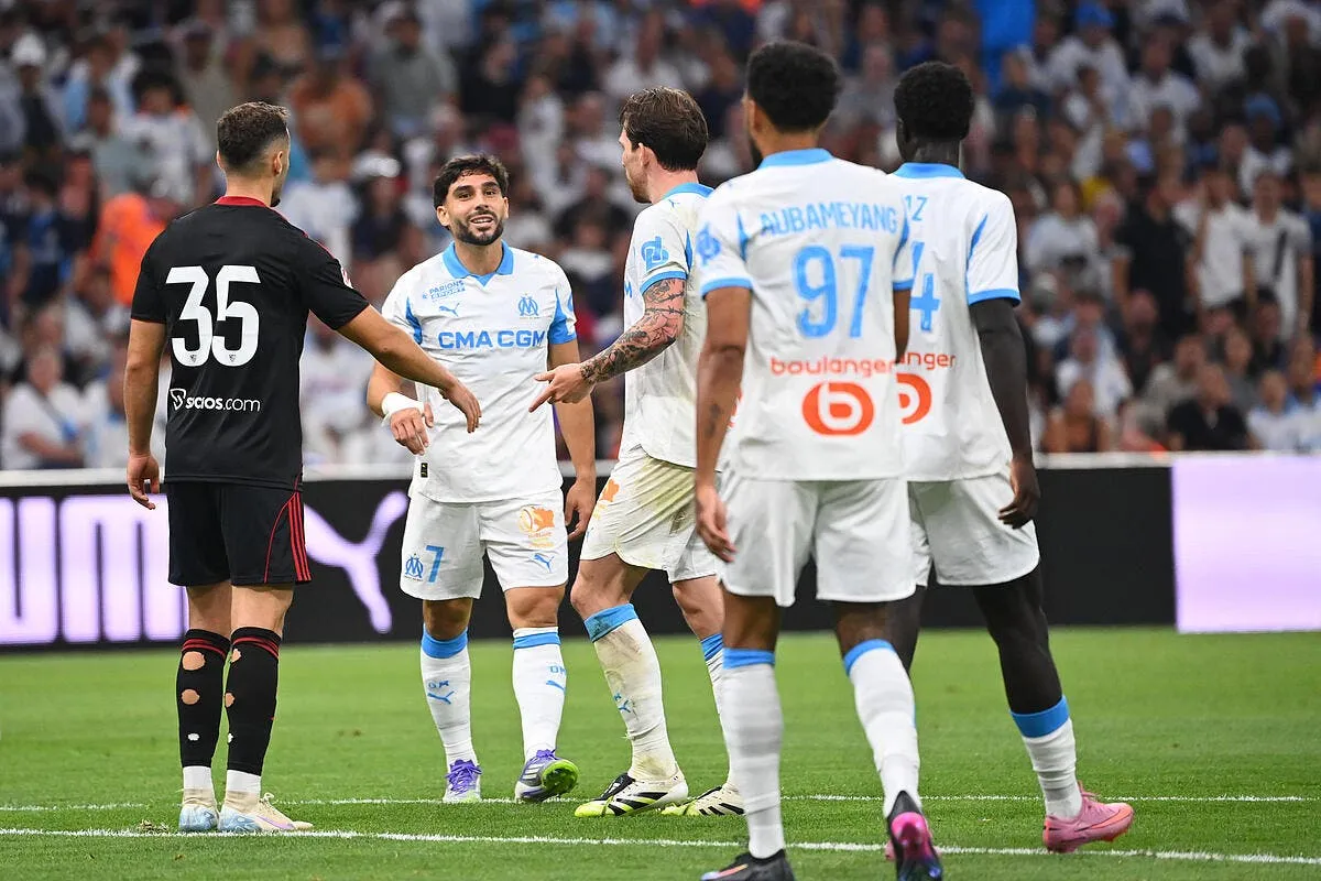 om de zerbi bouscule maupay sur la route de rennes iconsport 265874 0111 397278