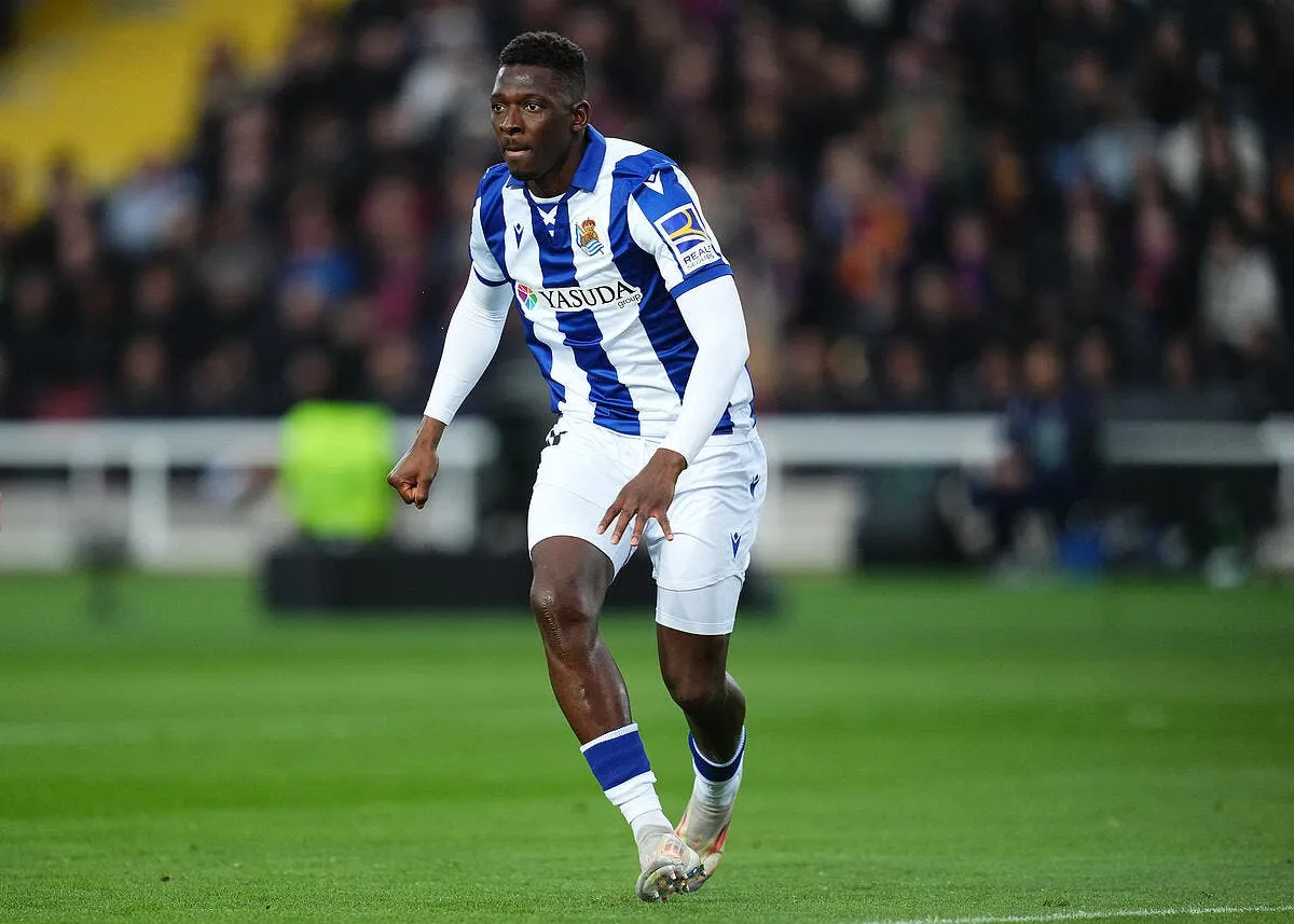 pfc paris flaire la bonne affaire avec cet ancien de l1 iconsport 253681 0296 393922