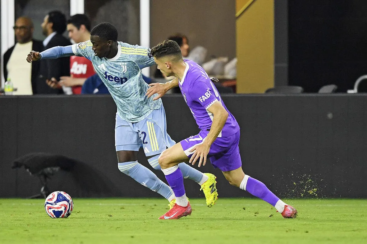 timothy weah et sacha boey l om fait feu iconsport 262673 0092 395134