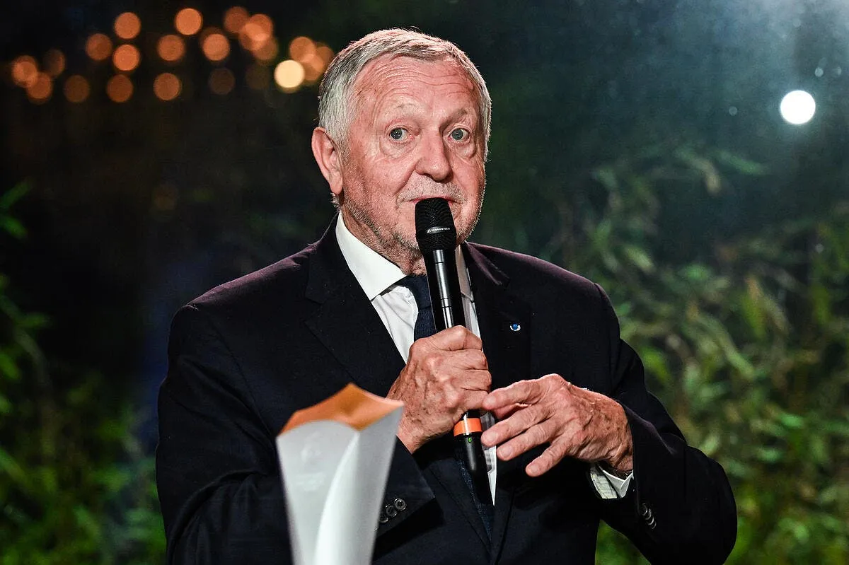 tous derriere l ol aulas reclame l union sacree iconsport 258823 0360 392551