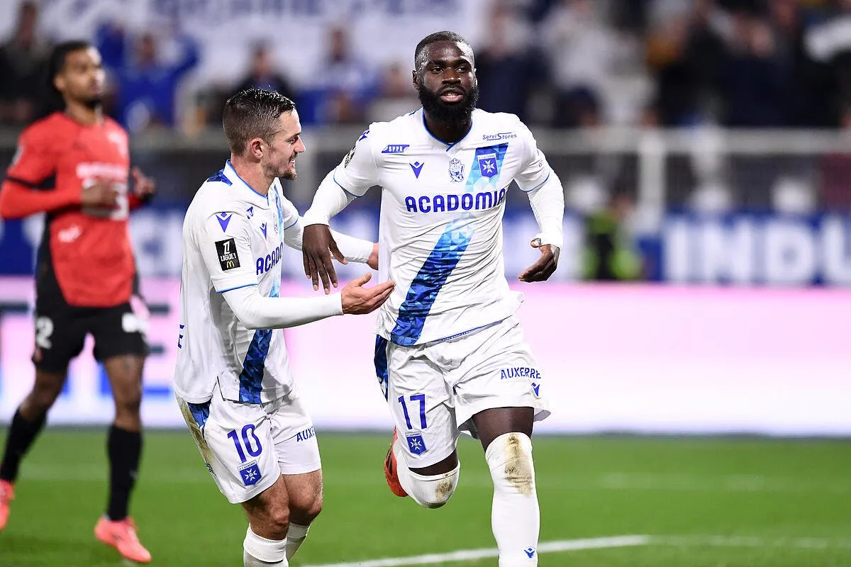 une occasion en or en ligue 1 le paris fc fonce sinayoko 394178